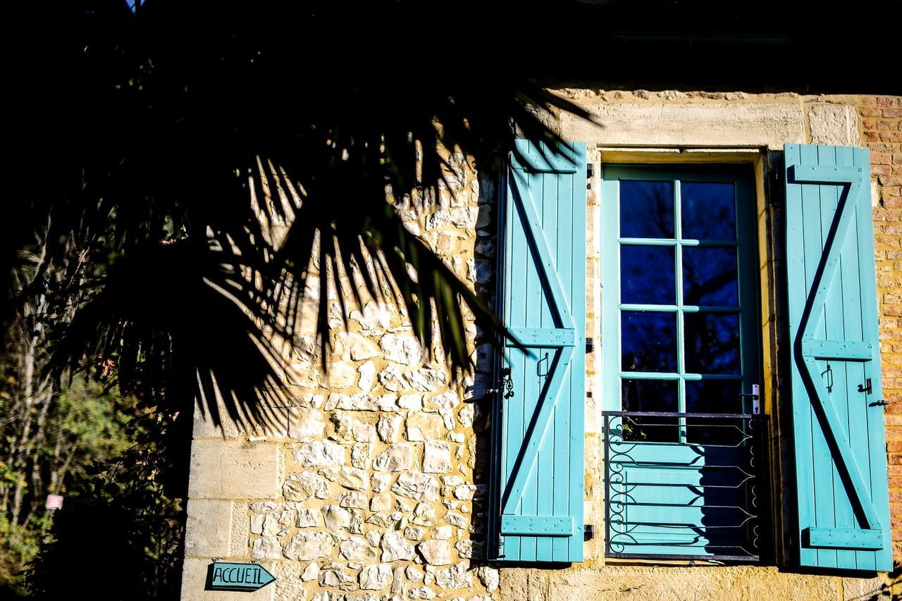 Le Moulin De Planiol Bed & Breakfast Le Vigan  Ruang foto